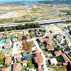 https://world-city-alacati-hotel.aegeanhotels.net