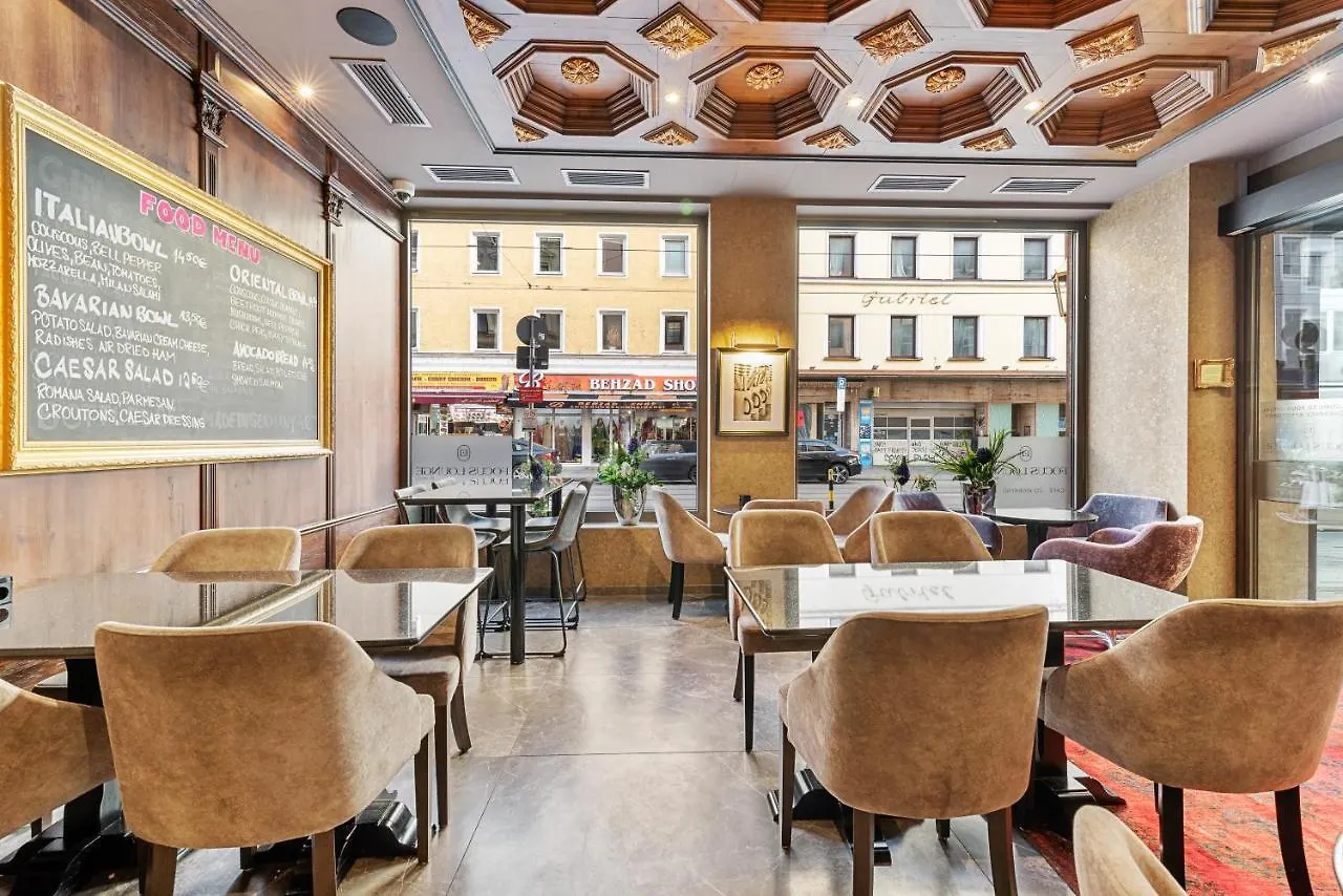 ****  King'S Hotel First Munich Germany